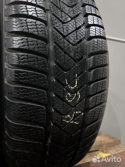 Pirelli Winter Sottozero 3 225/50 R18 95H