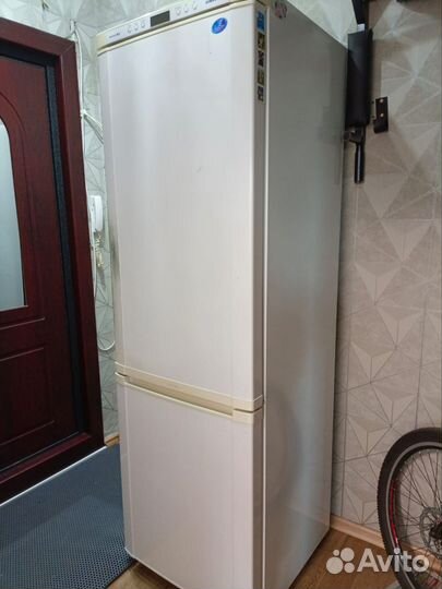 Холодильник бу samsung