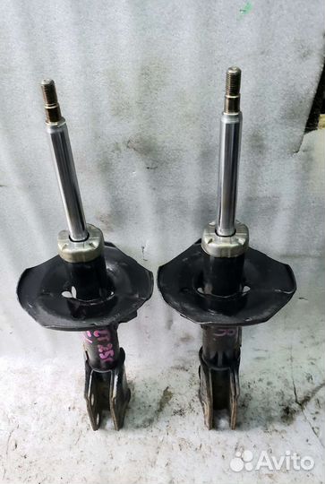Стойки Передние toyota Avensis 25 +видео