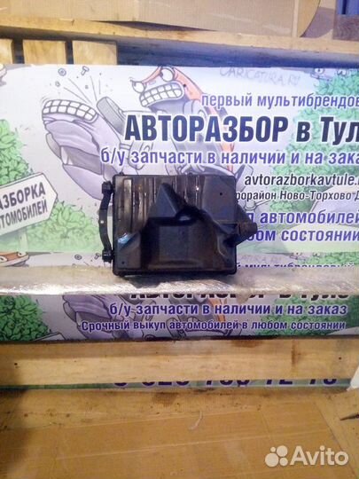 Корпус воздушного фильтра Opel Astra