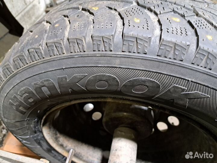 Hankook Winter I'Pike 205/70 R15
