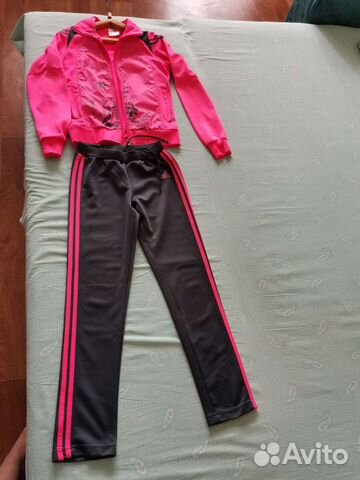 Костюм спортивный