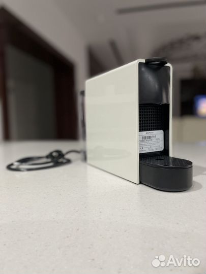 Кофемашина nespresso essenza mini c30