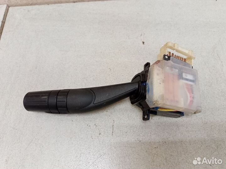 Переключатель поворотов подрулевой