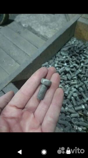 Болт 10*20