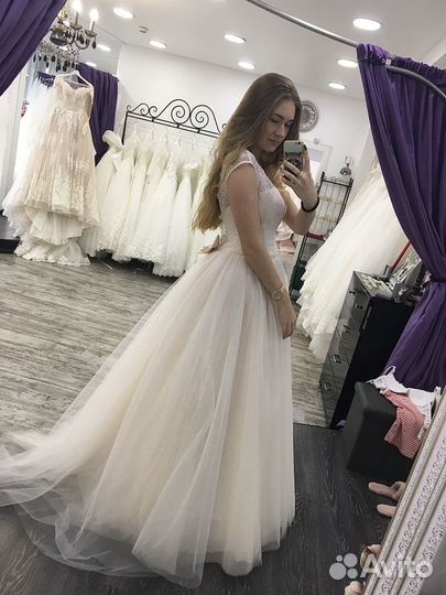 Свадебное платье