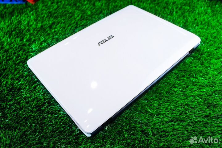Игровой ноутбук Asus i3/6Gb/320Gb