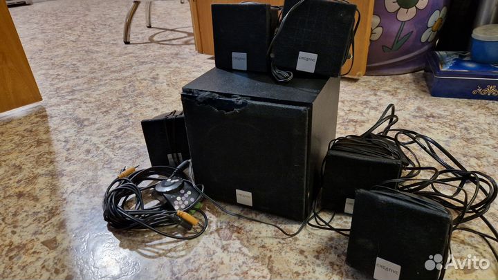 Компьютерные колонки с сабвуфером