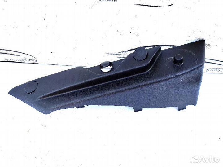 Держатель задней полки правый Hyundai I30