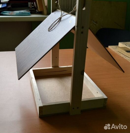 Кормушка для птиц