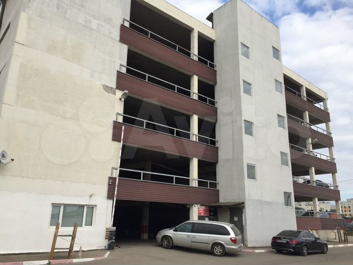 Машиноместо, 15 м²