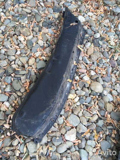 Toyota rav4 2004 ванночка под жабо