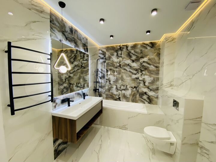 3-к. квартира, 70 м², 3/17 эт.