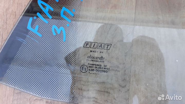 Стекло форточка двери задней правой №81 Fiat Marea