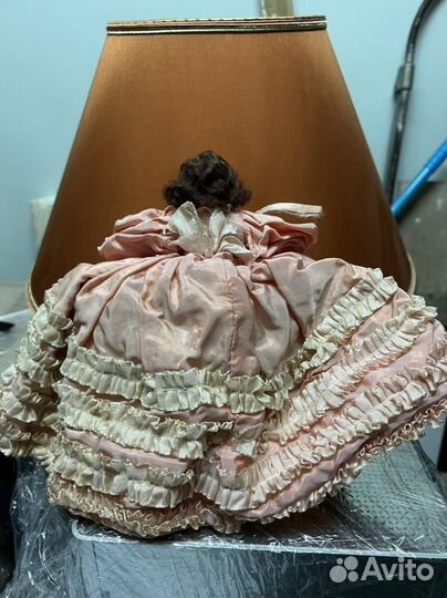 Винтажная кукла