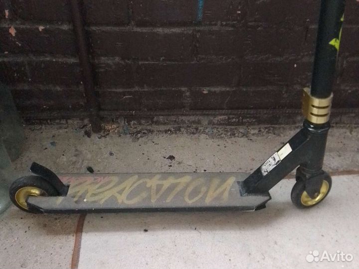 Трюковой самокат