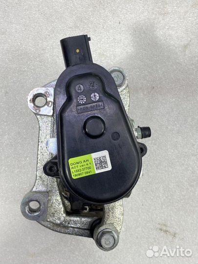 Суппорт тормозной задний задний правый Kia K5 DL3