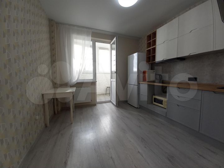 1-к. квартира, 38 м², 8/18 эт.