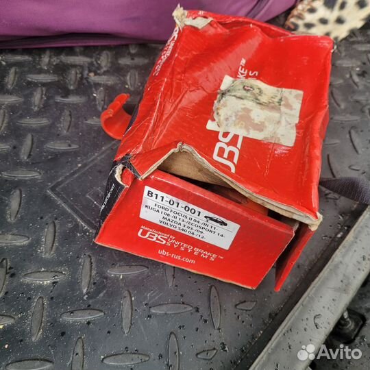 Тормозные колодки на Volvo s40