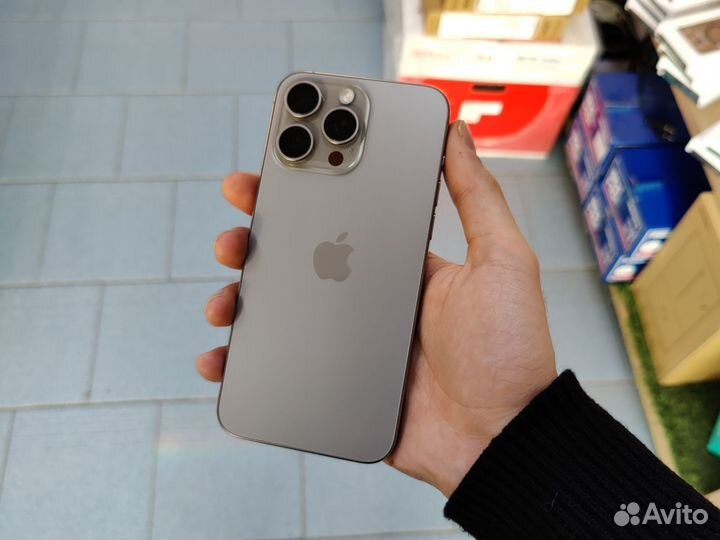 iPhone 15 Pro Max, 256 ГБ