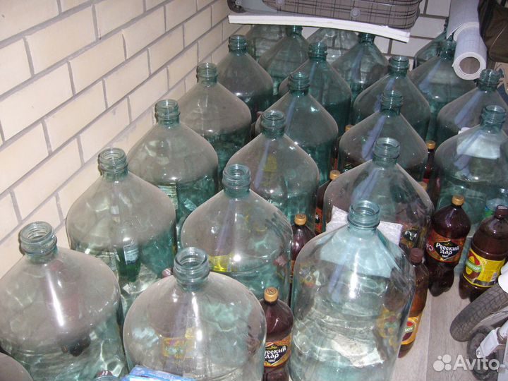 Бутыли 14 шт по 20 литров толстое стекло с резьбой