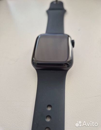 Apple Watch SE 2022 40mm 100% черные