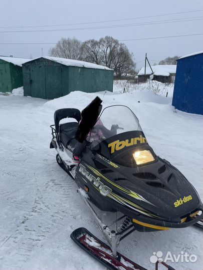 Снегоход BRP Ski doo Tourinr Rotax 380