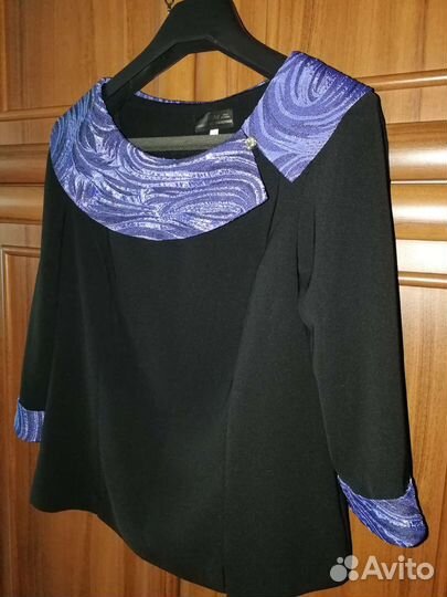 Женский костюм