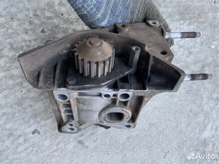 Корпус помпы Peugeot 206 1.4