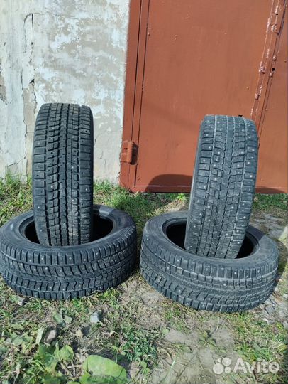 Dunlop SP Winter Ice 01 205/55 R16