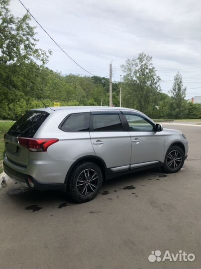 Mitsubishi Outlander 2.0 CVT, 2015, 146 000 км