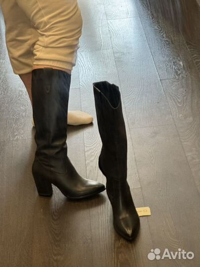 Новые сапоги (натуральная кожа)
