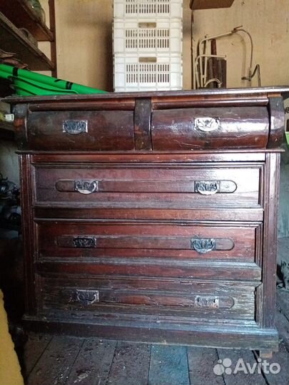 Комод старинный