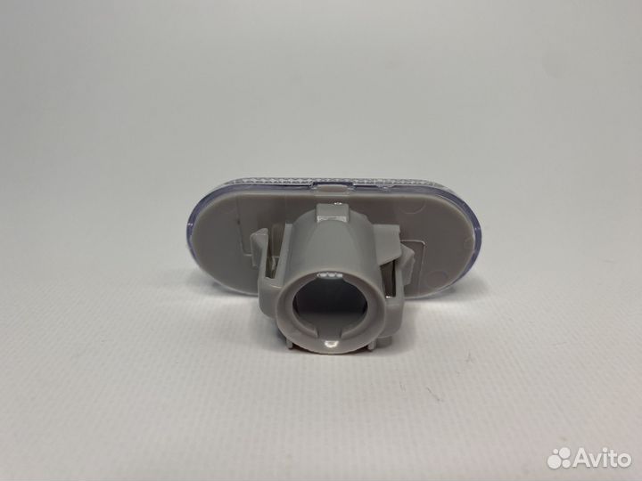 Поворот в крыло Renault Logan 05-23