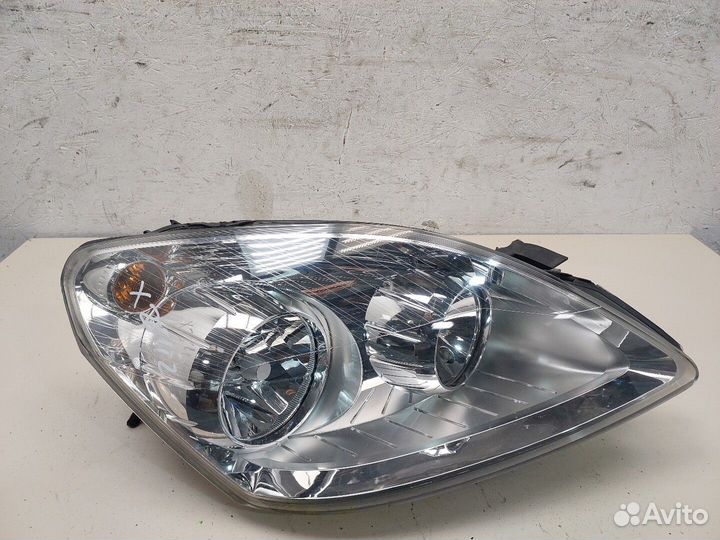 Фара (передняя) Opel Zafira B, 2010