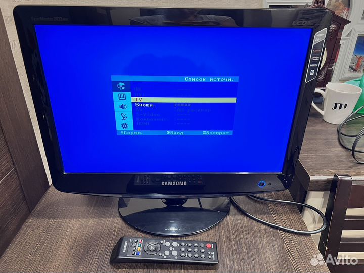Телевизор Samsung SyncMaster 2032MW