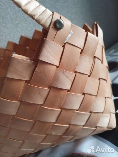 Корзинка плетёная