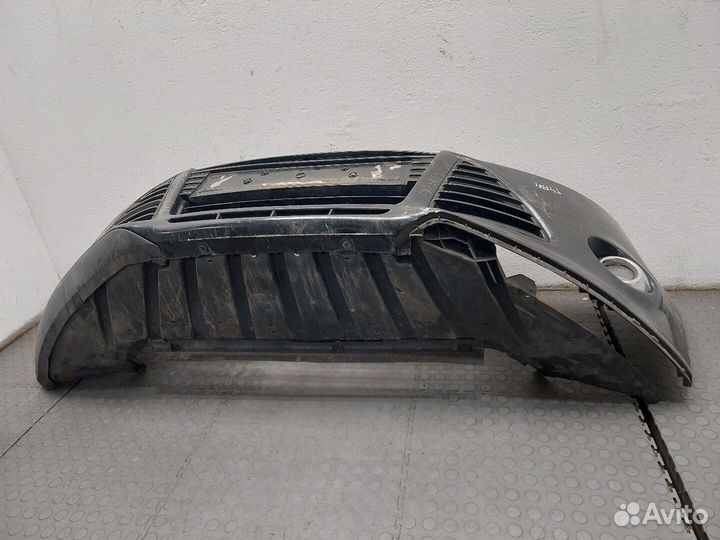 Бампер передний Ford Focus 3