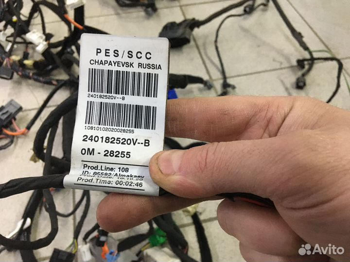 Проводка салона Renault duster дизель 240182520V