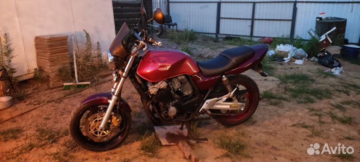 Honda CB 400