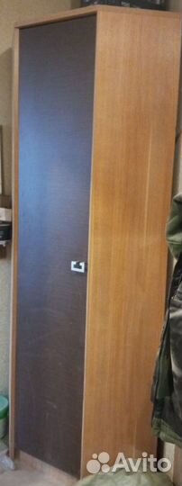 Продам угловой шкаф