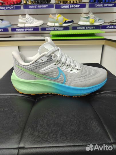 Кроссовки беговые nike air zoom