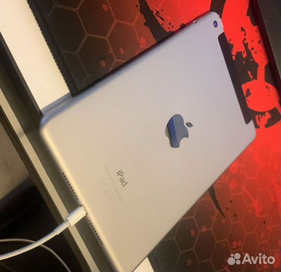 iPad mini 4 128gb Sim