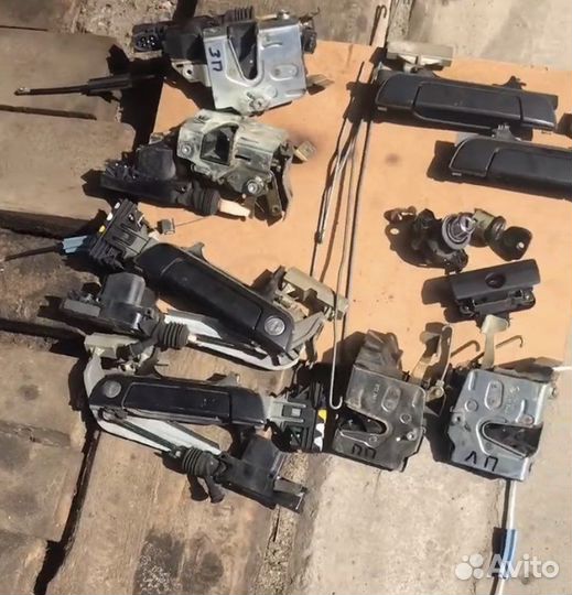 Замки под 1 ключ e34