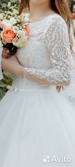 Свадебное платье