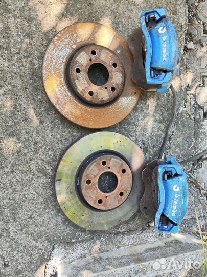 Тормоза передние суппорта Toyota Altezza RS