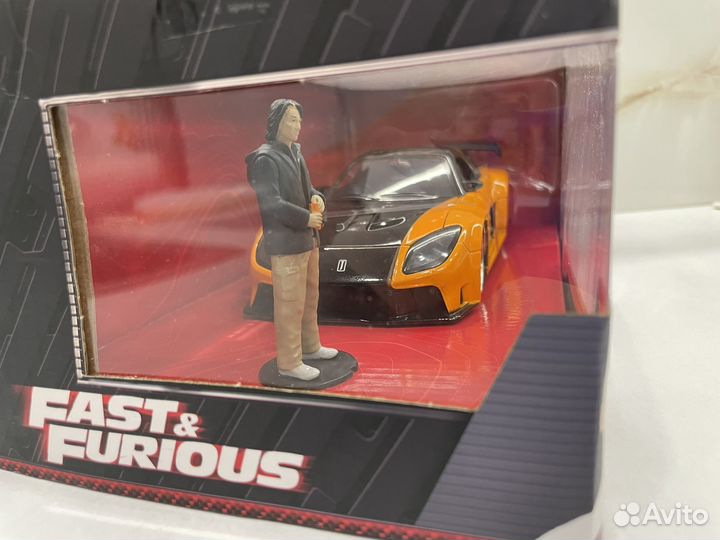 Форсаж / Mazda rx7 Han с фигуркой Jada 1/24
