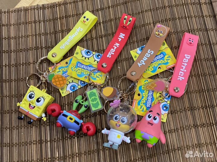 Брелки на рюкзак на портфель на ключи брелок