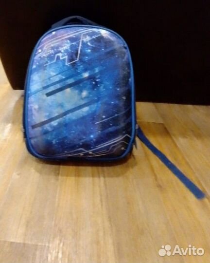 Школьный рюкзак, каркасный