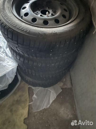 Roadstone Winguard Spike 175/65 R14 86T
